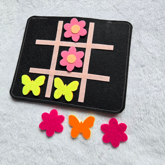 Outdoors Tic Tac Toe On The Go